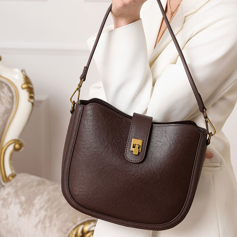 New Cowhide Women‘s Shoulder B - Interior Design News 评论和价格