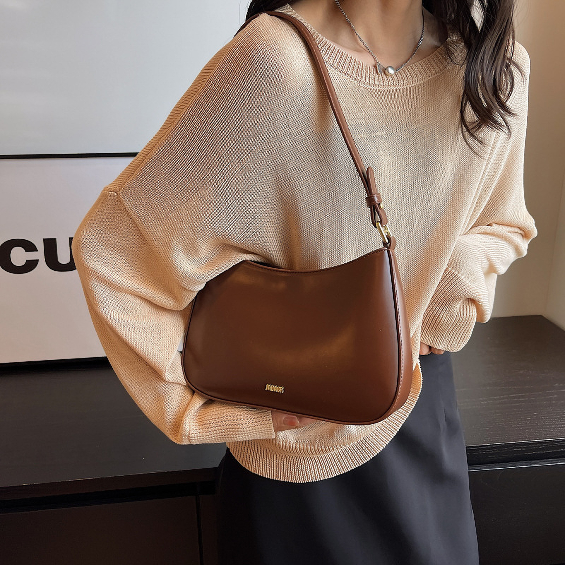 Red Underarm Shoulder Bags for - Interior Design Trends 2026 评论和价格