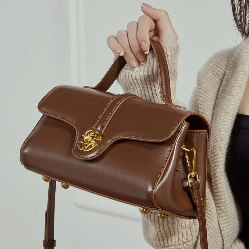 Luxury Designer Women‘s Bag 20 - Interior Design News 评论和价格