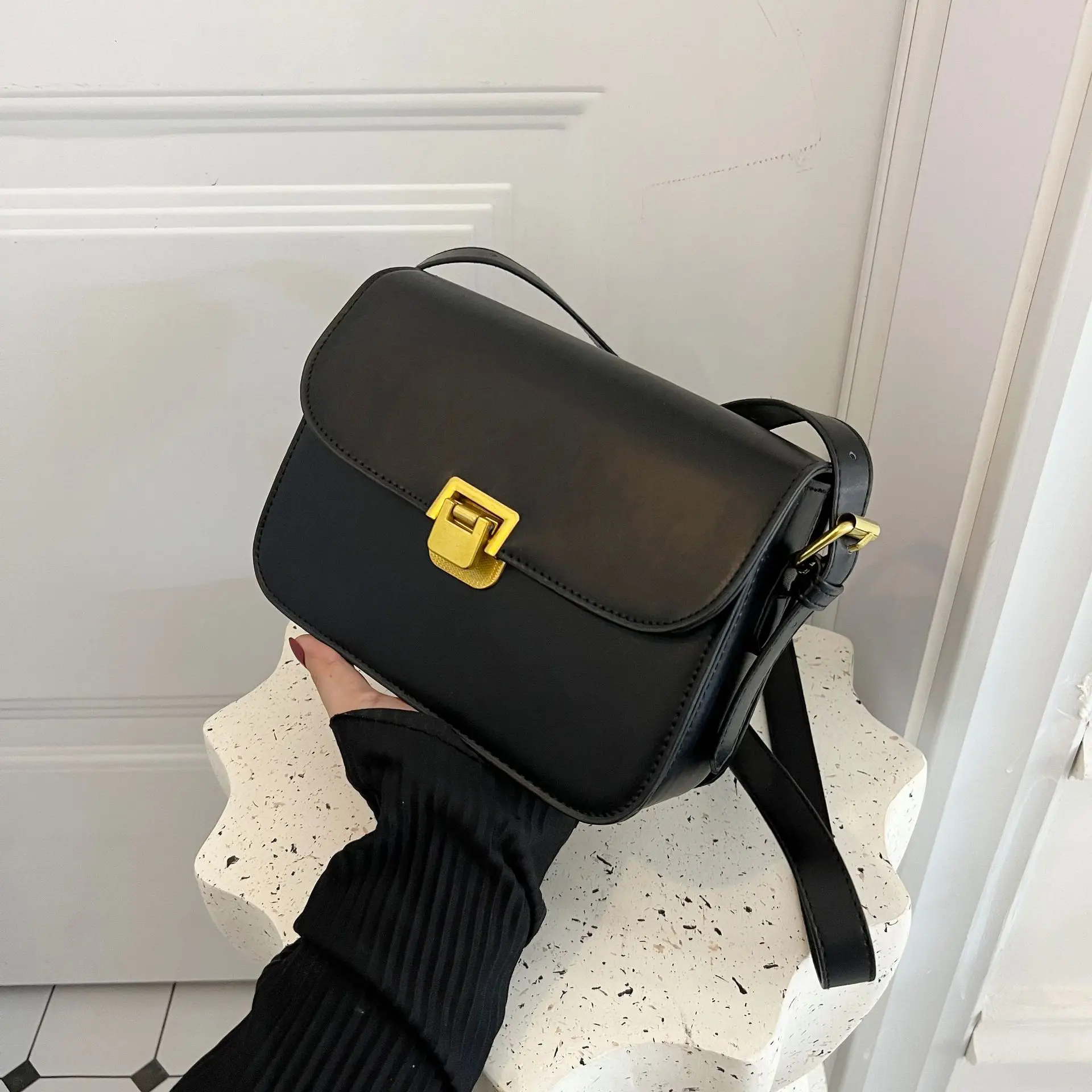 Luxury Designer New Women’s PU - Interior Design News 评论和价格